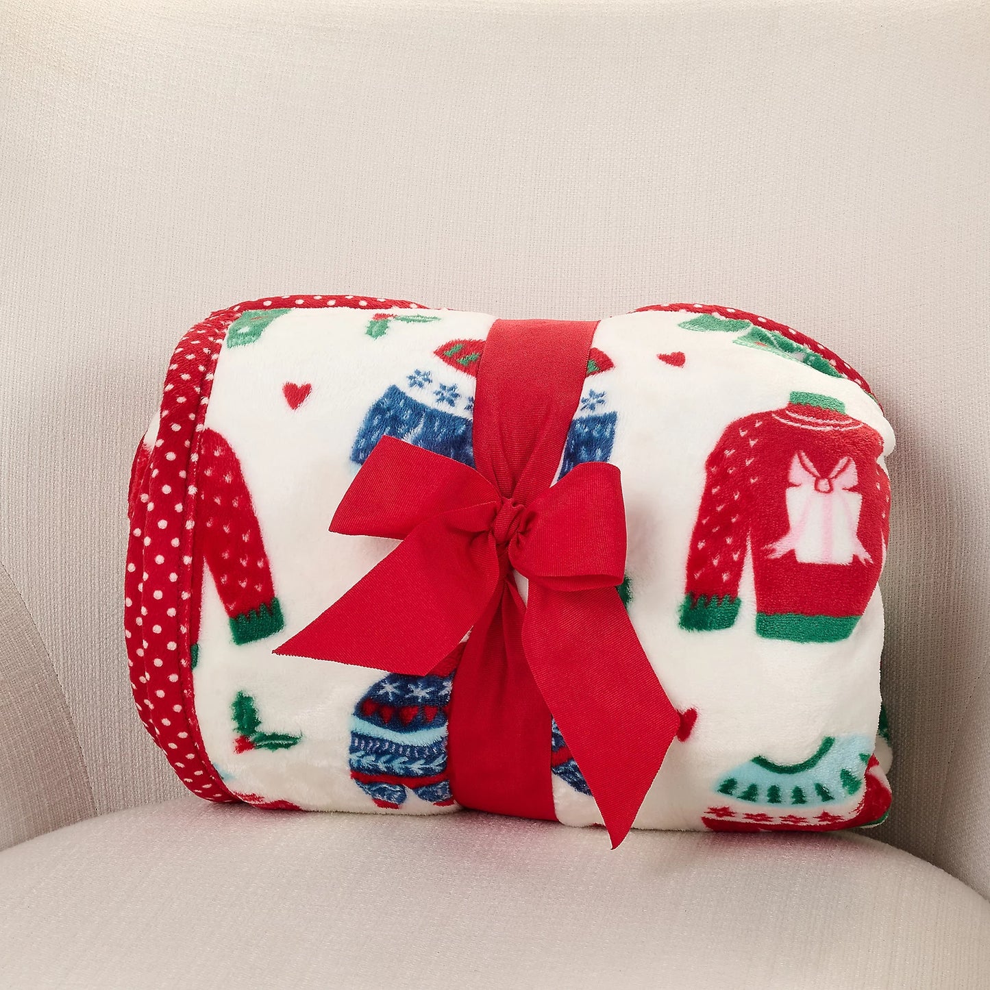 Kringle Express Oversized 60x80 Holiday Printed Throw W/ Trim