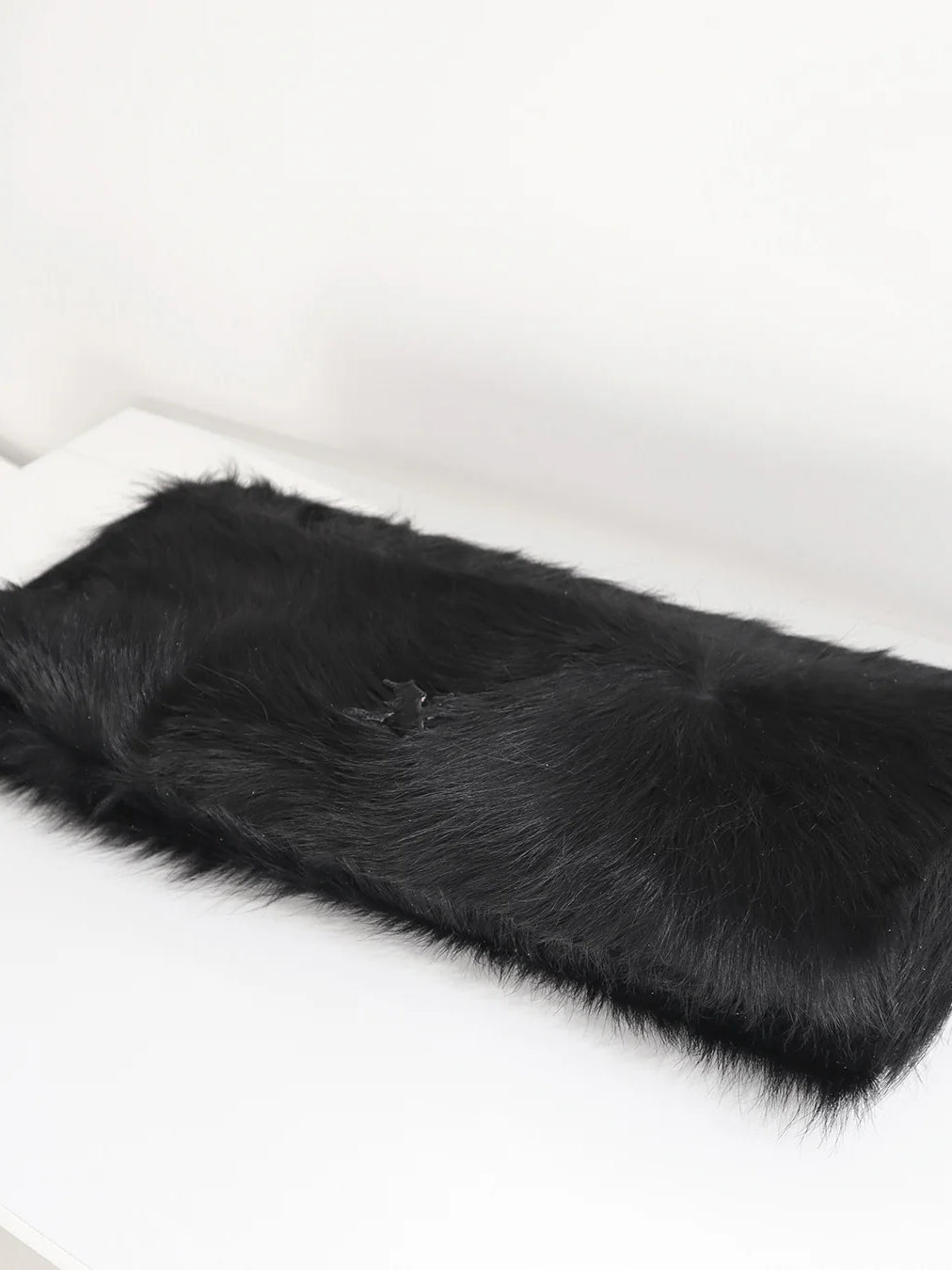 PILLOW COWHIDE CLUTCH