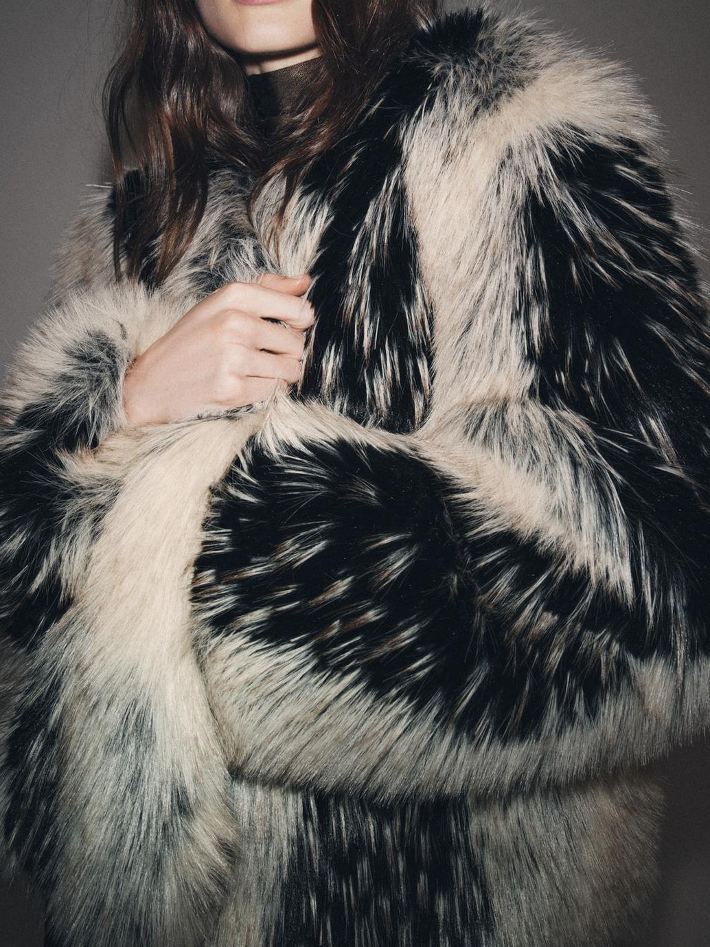 FAUX FUR SHORT COAT