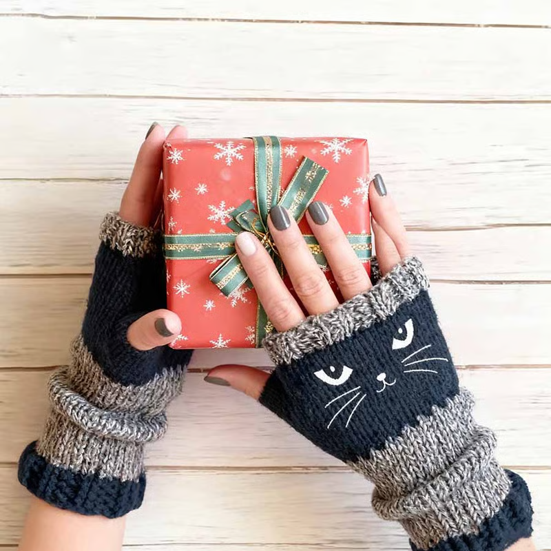 Cute Women's Knitted Cat Gloves - For Warm Hands & Free Fingers
