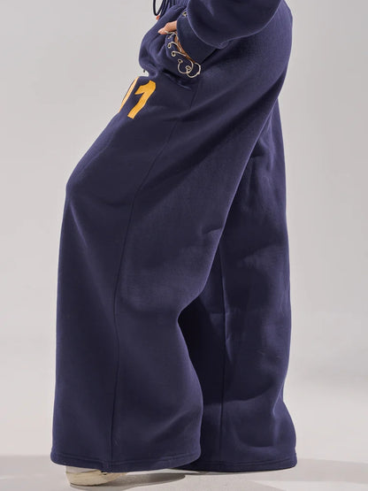 UNTAMED METAL RING SWEATSHIRT AND JOGGER