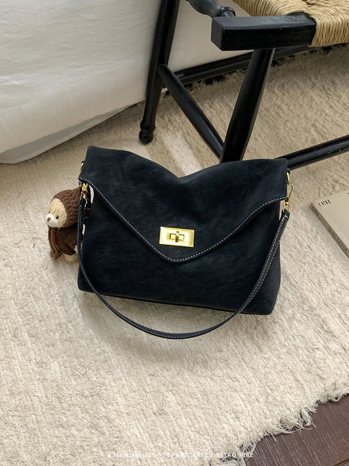 The Urban Envelope Bag