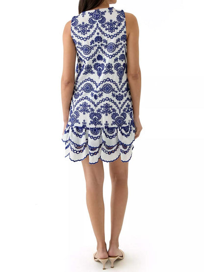 Eyelet Detail Sleeveless Printed Dress